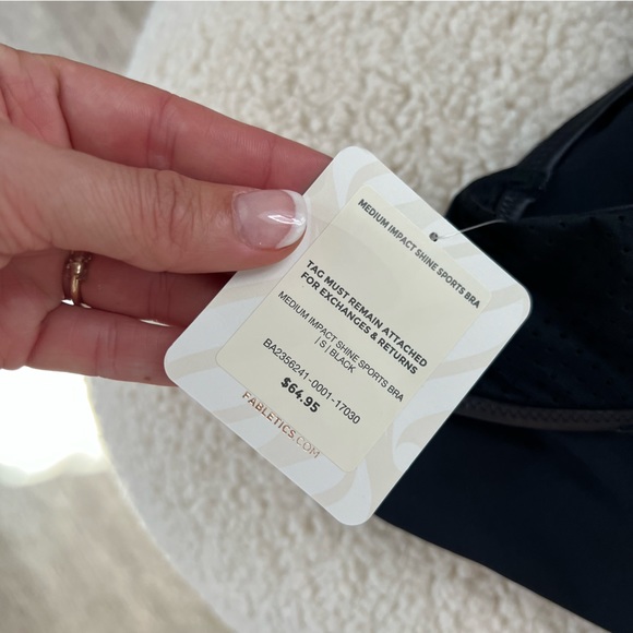 Fabletics Motion365+ Shine Medium Impact Sports Bra - Picture 3 of 5